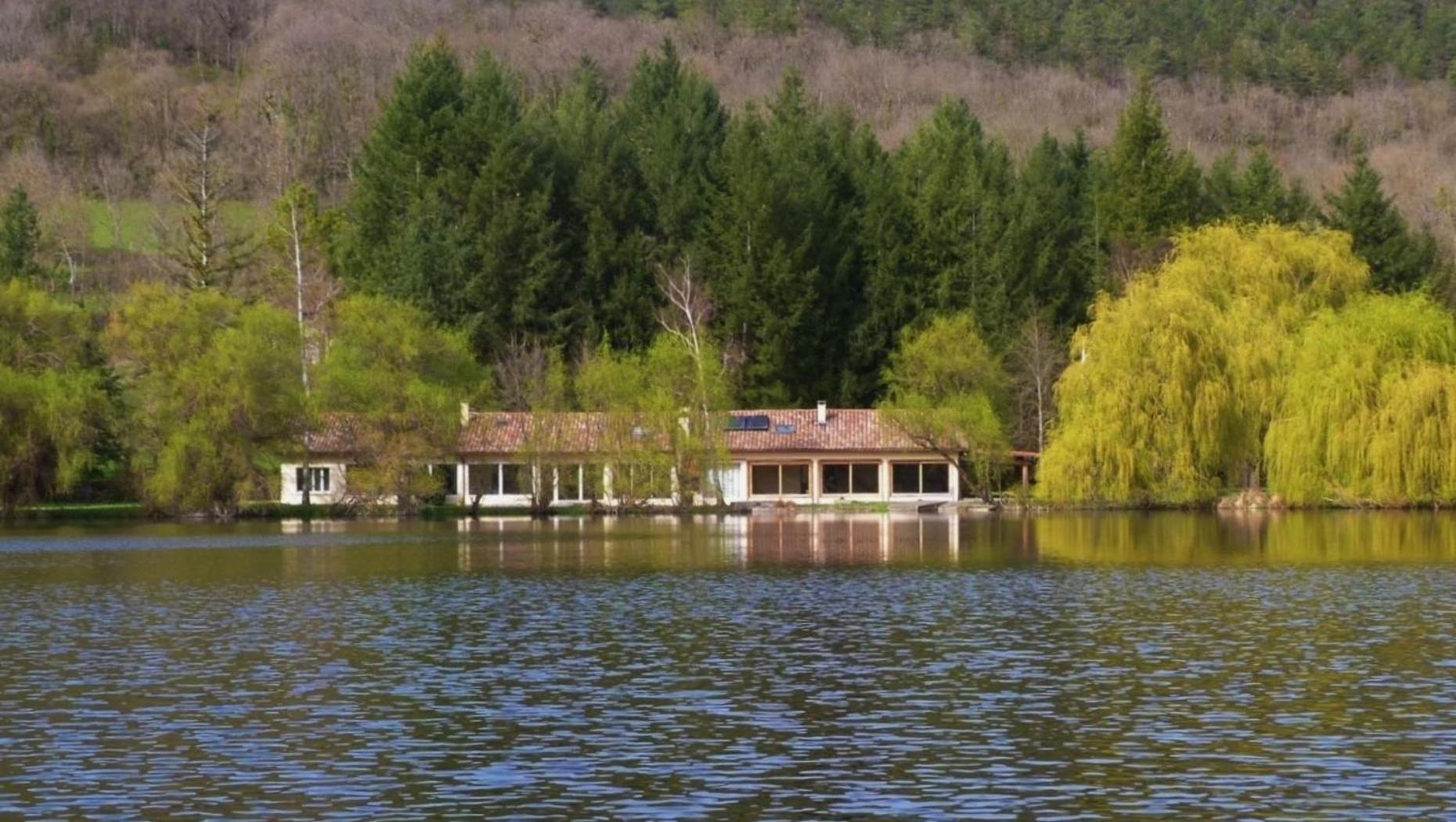 Cottage les Pyrénées au bord de l'eau Barbazan Extérieur photo